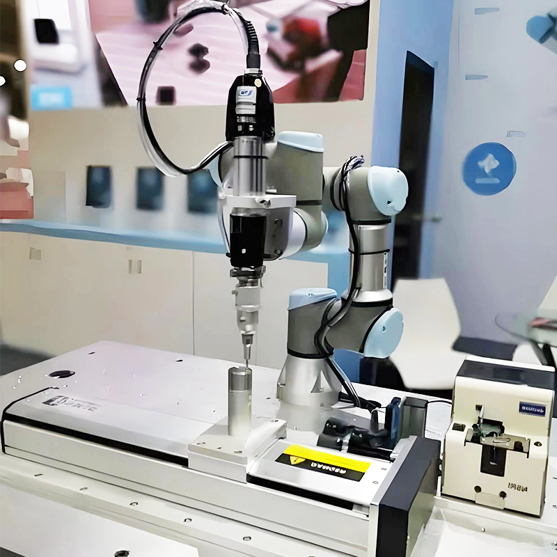 Fully Automatic Robot Tightening Machine